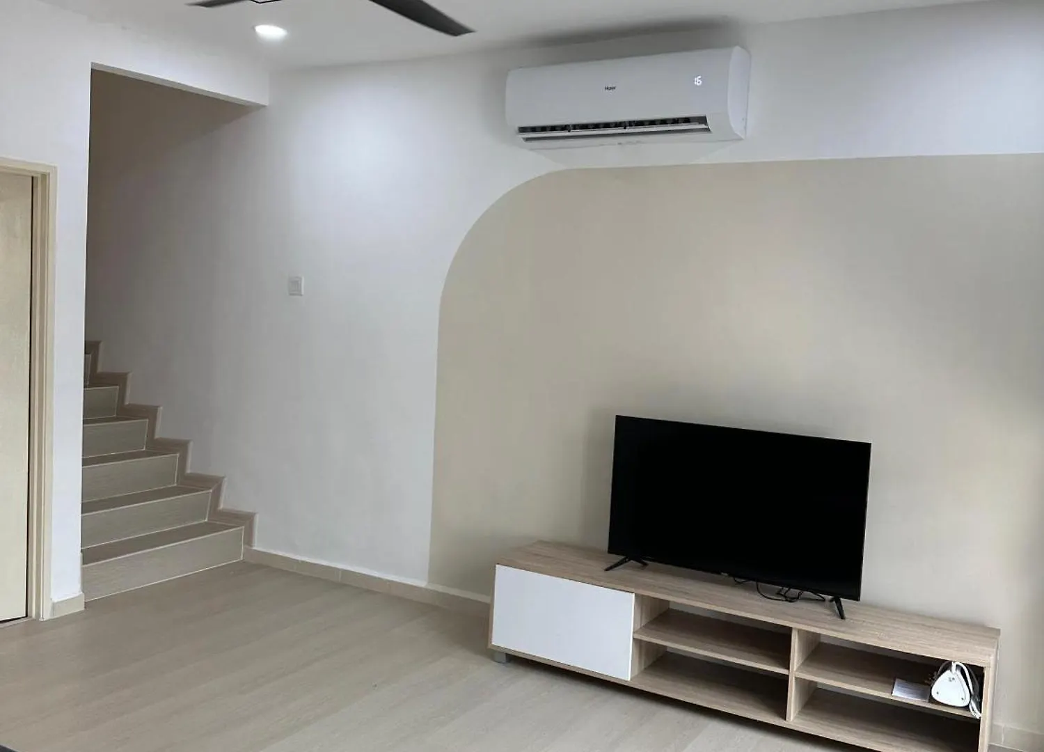 Holiday home 3Story Family Suites 7Pax Ikea Batu Kawan 5Min Malaysia